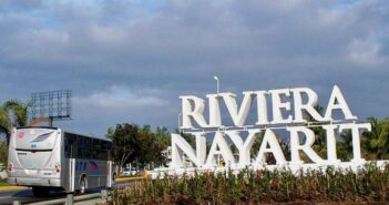 Quitarán letras de 'Riviera Nayarit' para poner 'Bahía de Banderas'